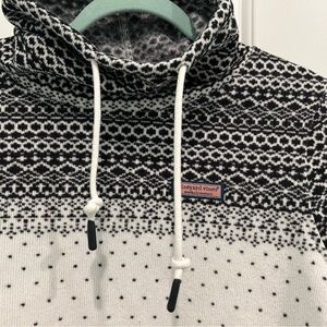 Vineyard Vines Women's Black and White Cowl Neck Sweater